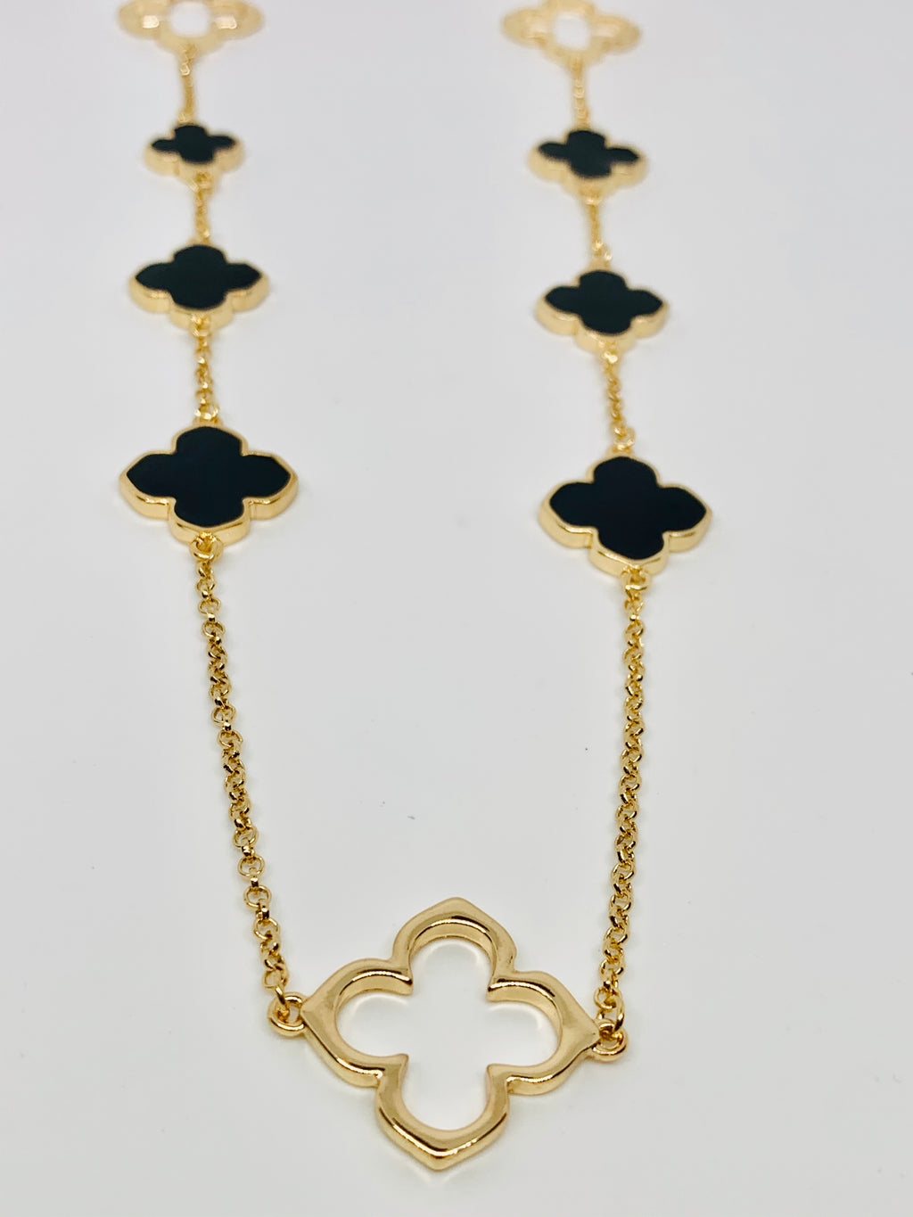 Clover style necklaces