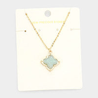 Pendant necklaces