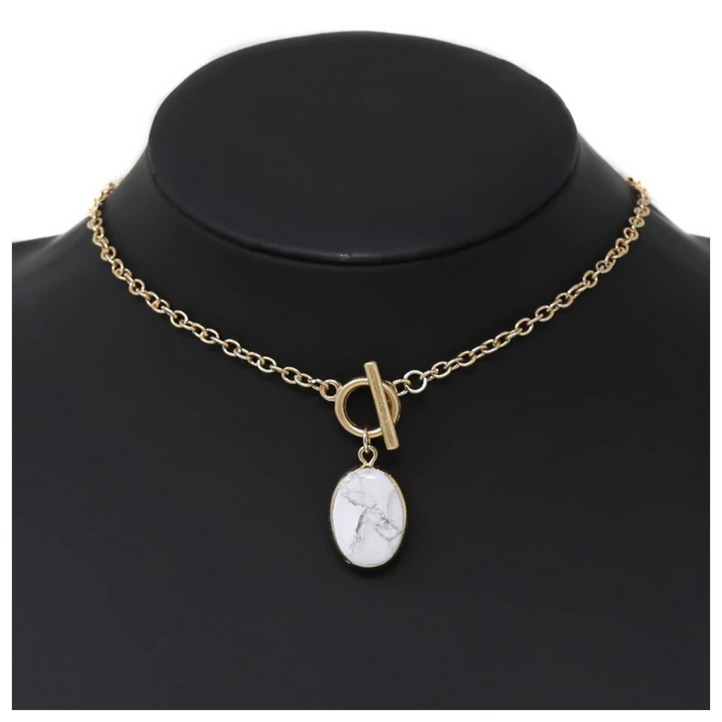 Pendant necklaces
