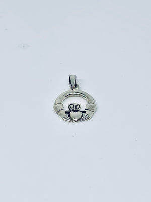 Speciality pendants/charms